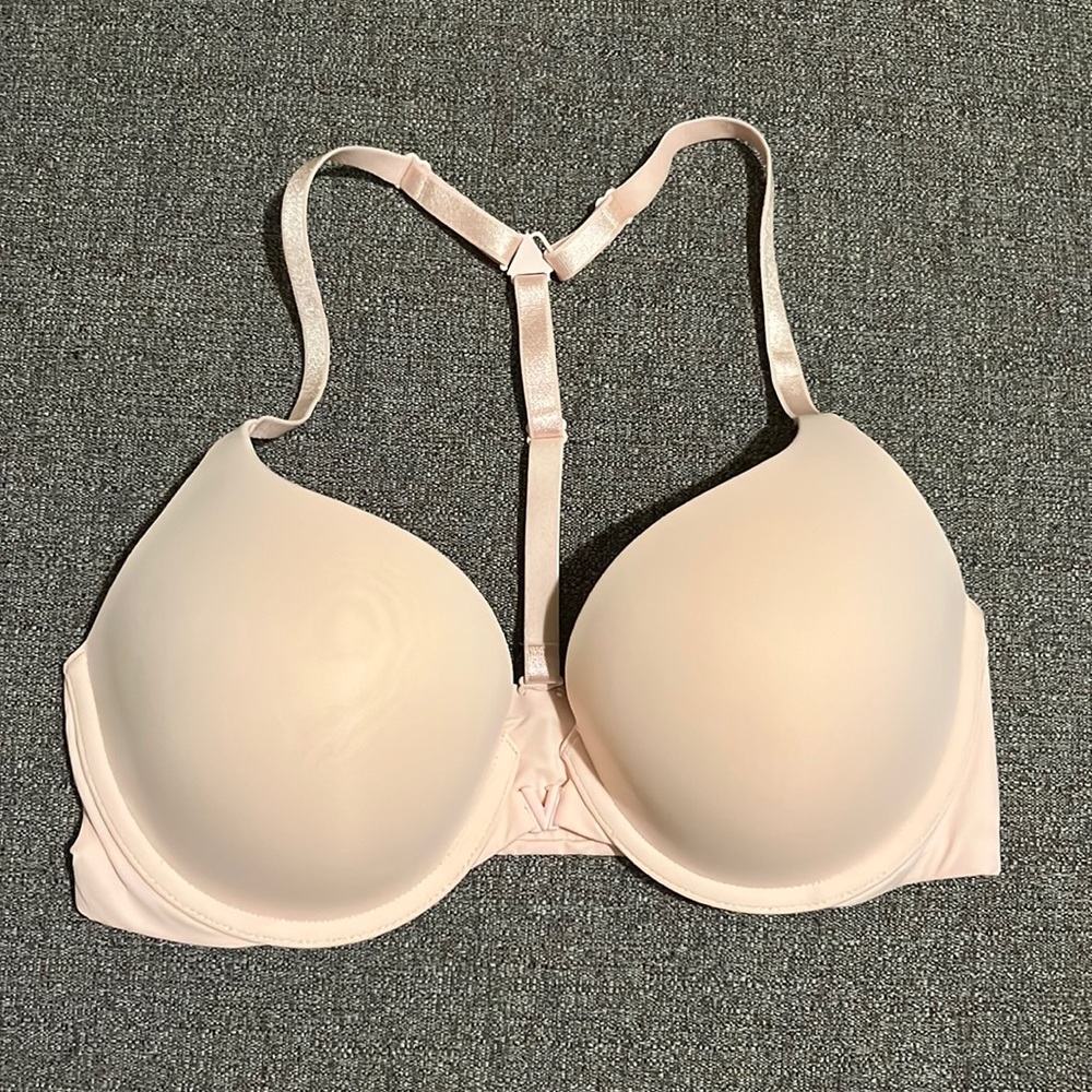 VS T-Shirt Push Up Bra. NEW